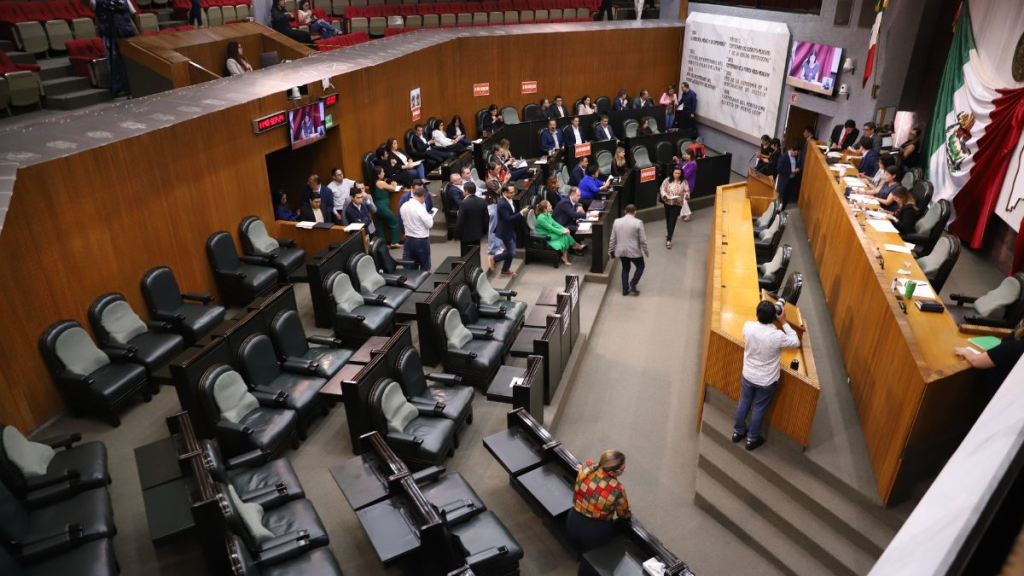 Diputados de oposición rechazan el "Samuelazo" y exigen claridad en el presupuesto.